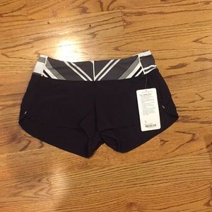 Size 6 lululemon speed shorts